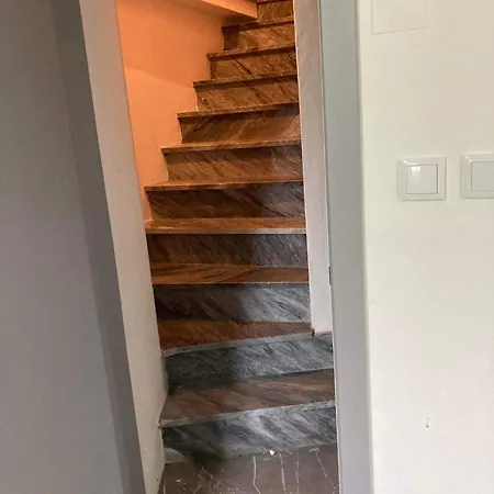 Holiday home Cimo De Alvem Gois